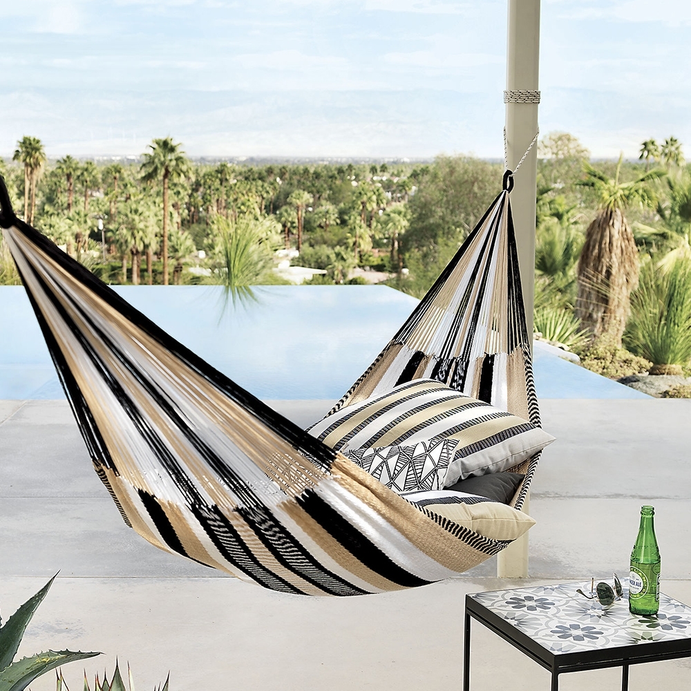 Nop Pavilion Responsive Theme. Yellow Leaf Hammock